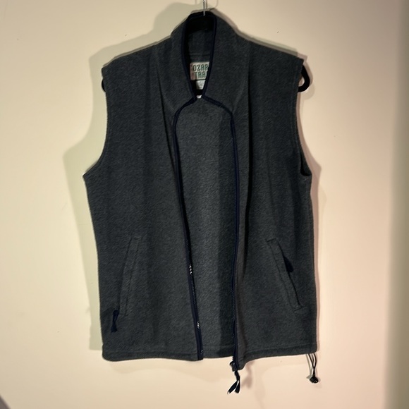 Ozark Trail Men’s Fleece Full Zippered Vest Size Small But Check Measures Spring - Picture 3 of 7